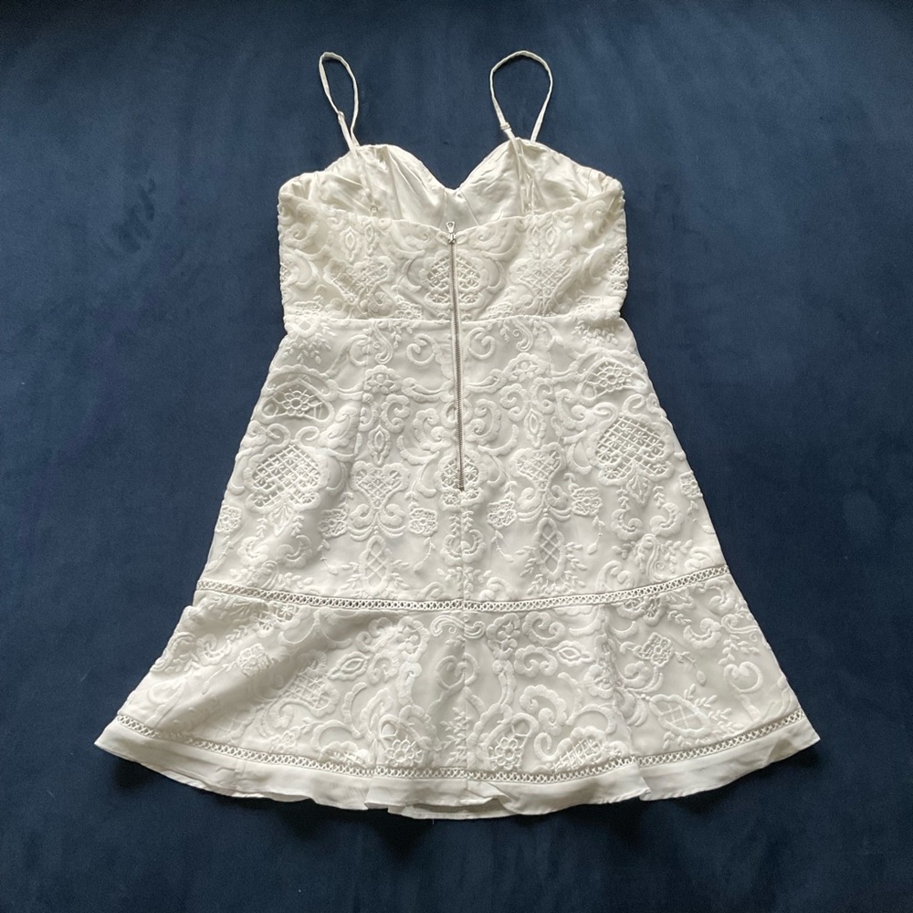 🆕 BARDOT Lilya Dress in Ivory - Picture 10 of 12